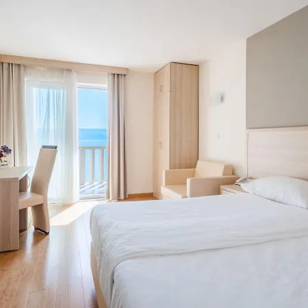 Miramar Omis