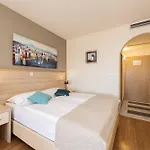 Miramar Hotel 4*