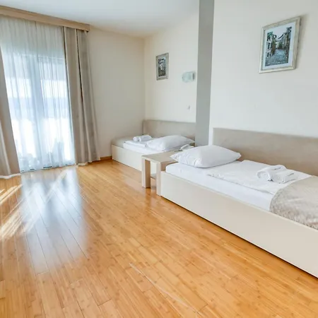 Miramar 4*