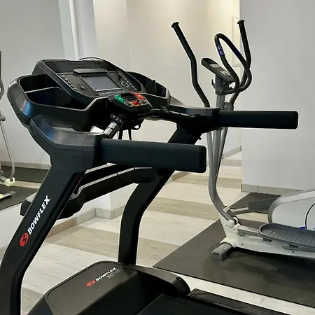 酒店 Miramar 奥米什