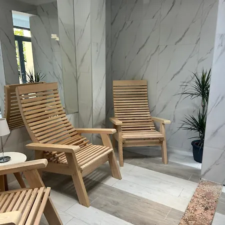 Miramar 4* 奥米什