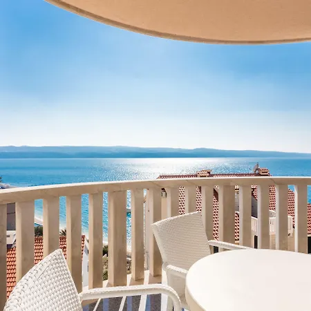 Miramar Hotel 4*