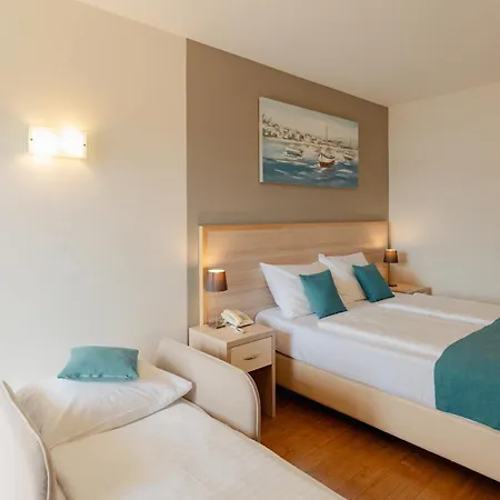 Miramar 4* Omiš