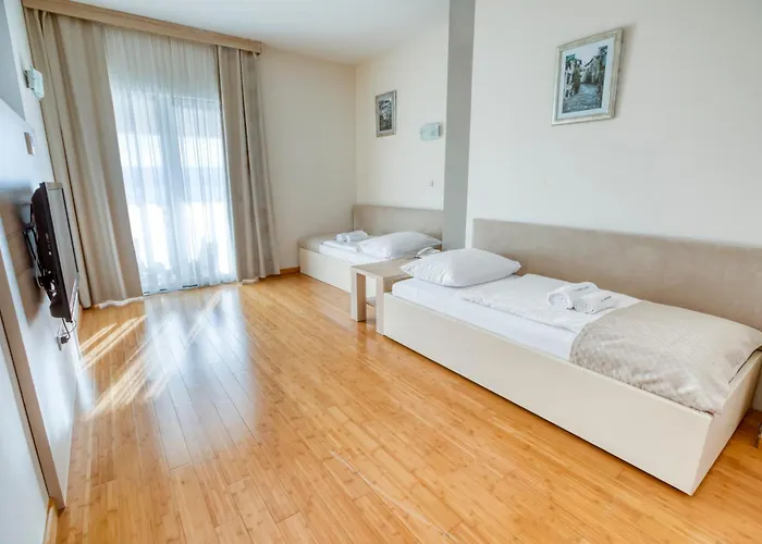 Miramar 4*