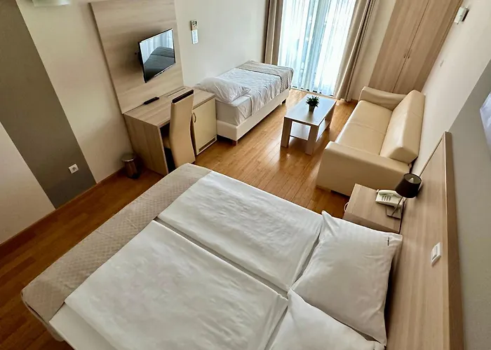 Miramar Ξενοδοχείο 4*