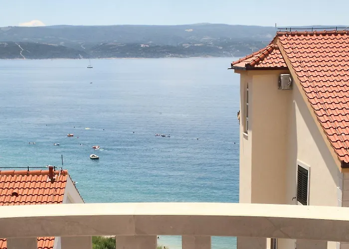 Miramar Ξενοδοχείο 4*