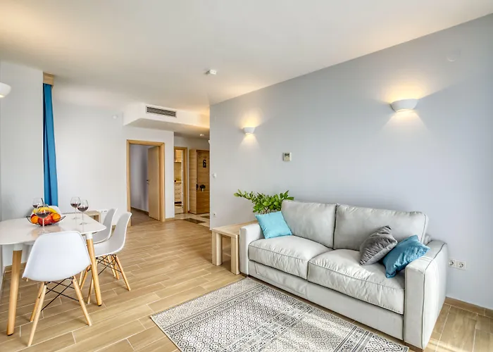 Miramar Ξενοδοχείο Omiš